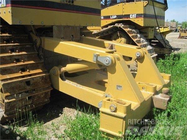 CAT D7H LGP Buldožeri guseničari