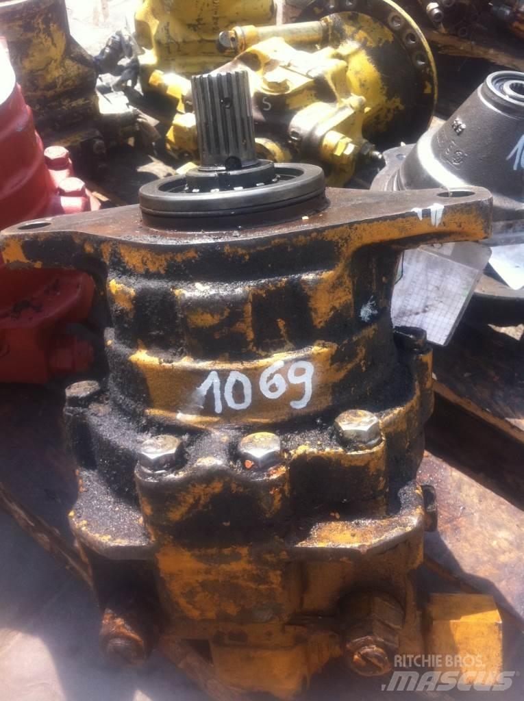 Komatsu MB90 Motori za građevinarstvo