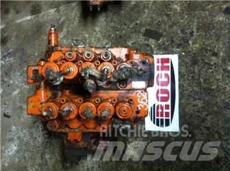 Shibaura DX28-5 - 10 SEKCYJNY Hidraulika