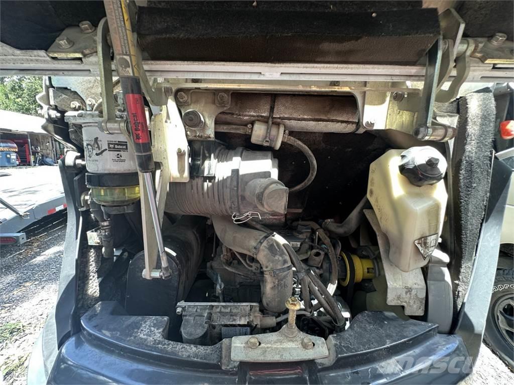 Bobcat E26 Midi bageri 7t – 12t
