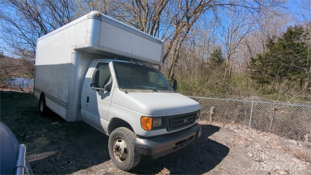 Ford E450 Sanduk kamioni