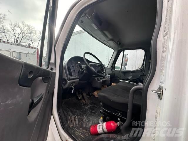 Freightliner M2 Sanduk kamioni