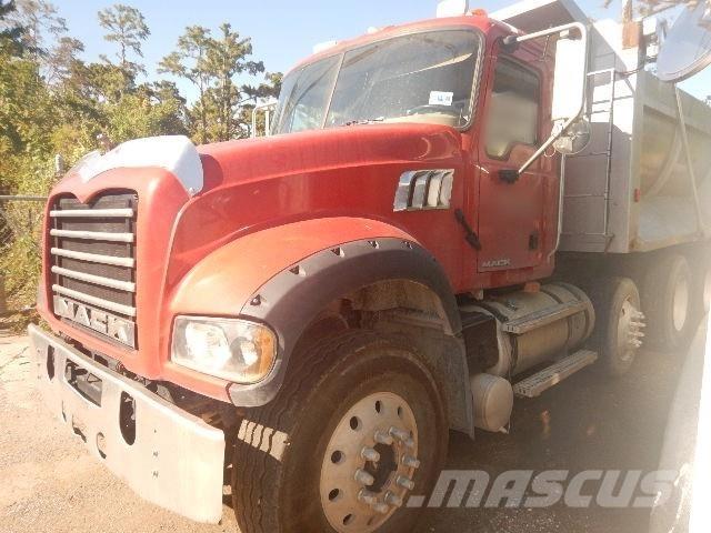 Mack GU713 Kiperi kamioni