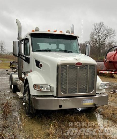 Peterbilt 567SB Tegljači