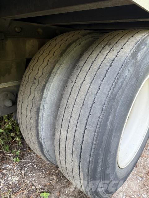 Utility VS2DX Prikolice sa sandukom