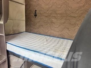 Volvo VNL64T780 Tegljači