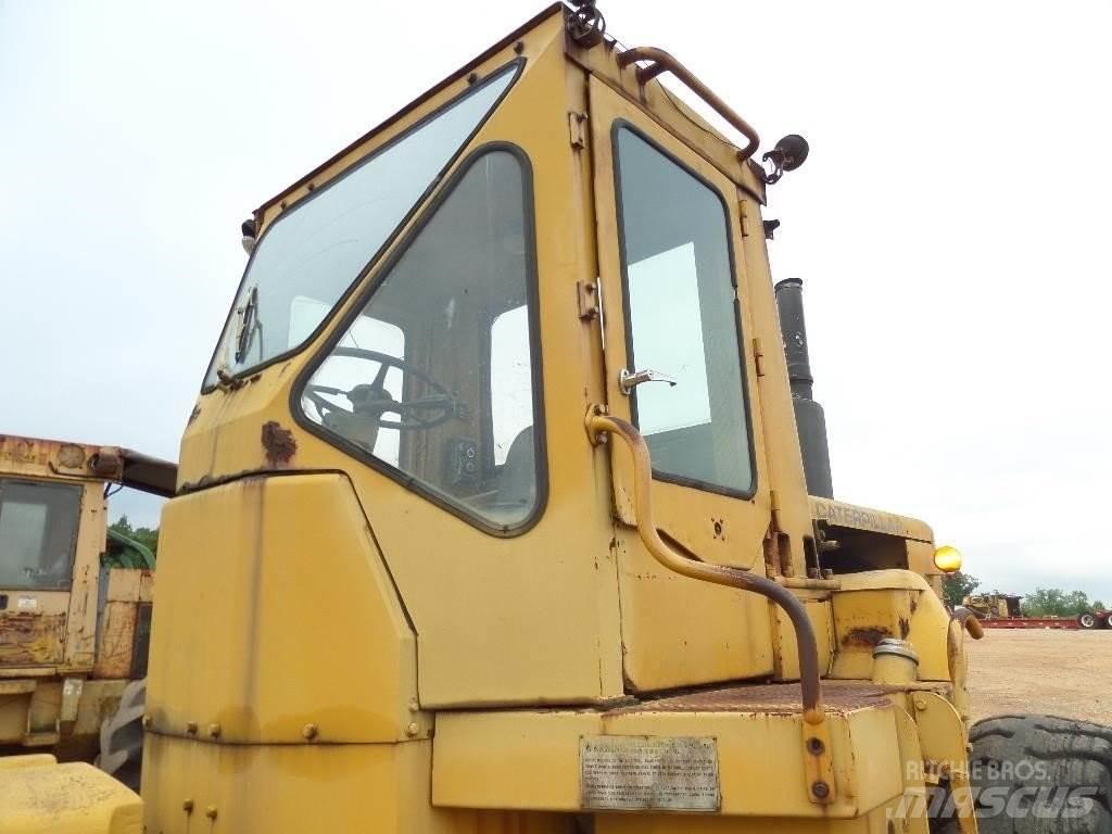 CAT 814 Utovarivači na točkove