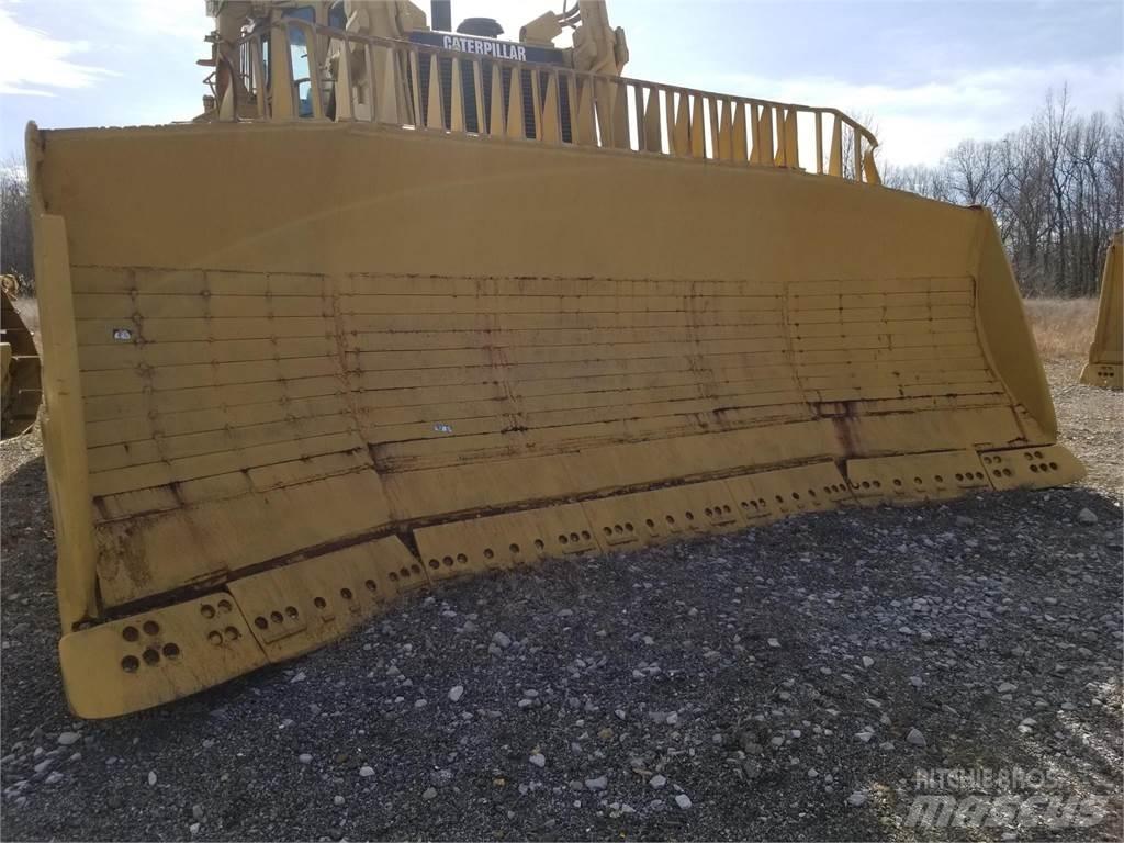 CAT D11N Buldožeri guseničari