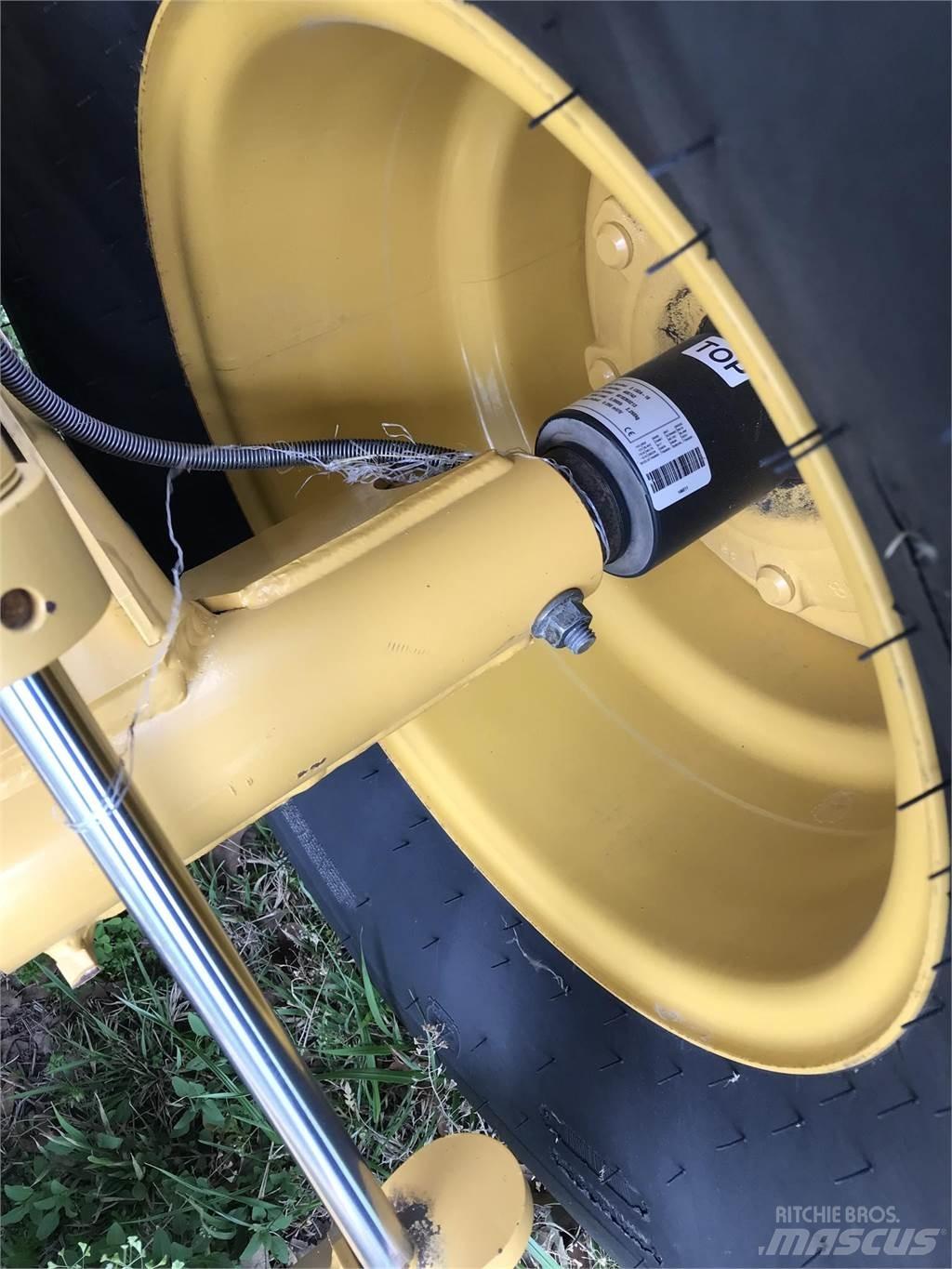 Vermeer 605SM Prese/balirke za rolo bale