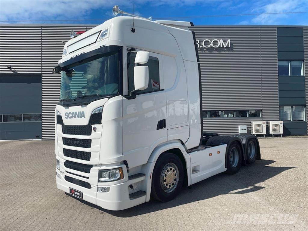 Scania S560 2950mm Tegljači