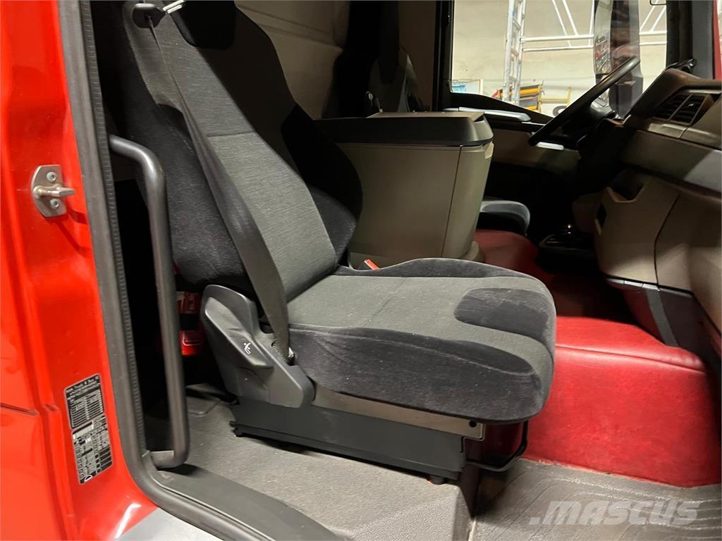 MAN TGL 12-220 BL Kamioni sa ciradom