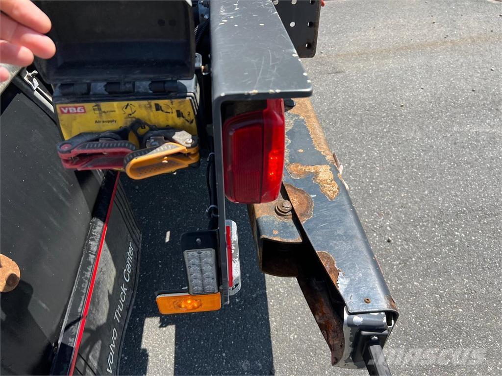 Volvo FM430 Rol kiper kamioni sa kukom za podizanje tereta