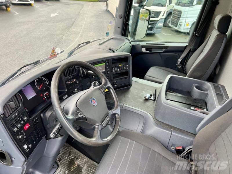 Scania P 410 Kamioni sa kranom