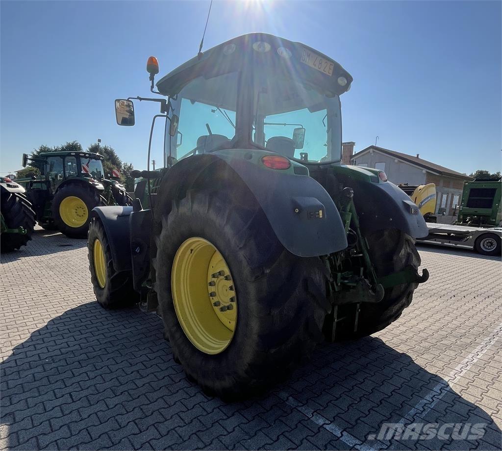 John Deere 6175 R Traktori