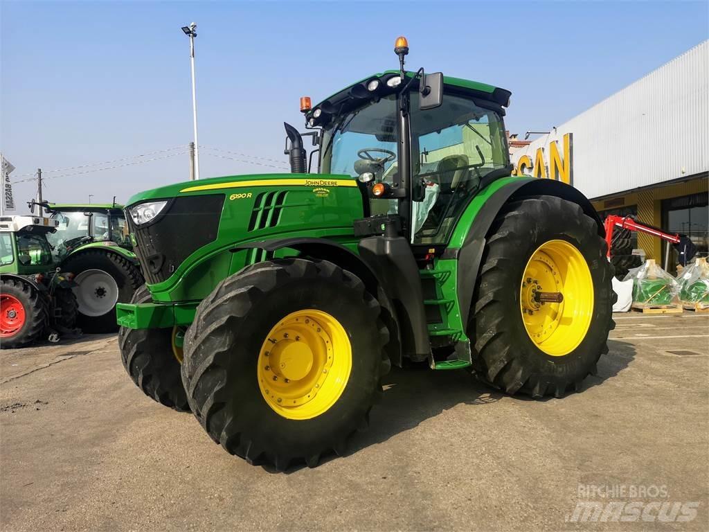 John Deere 6190 R Traktori
