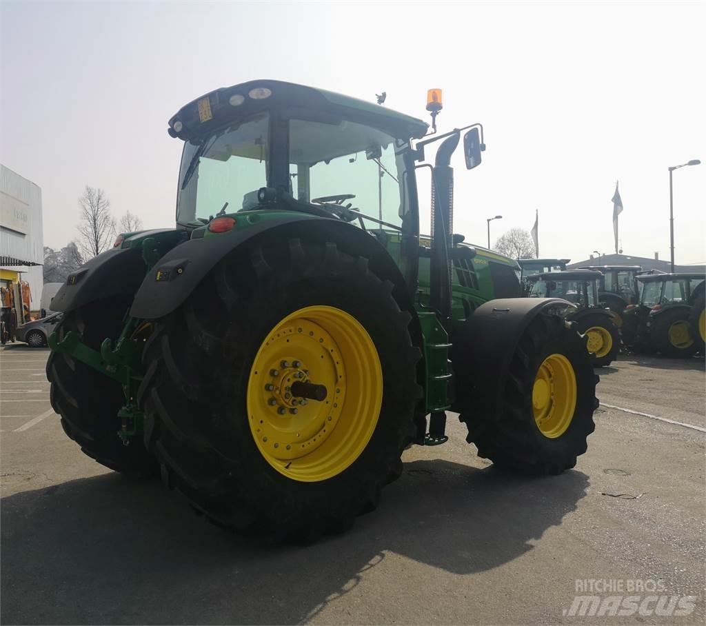 John Deere 6190 R Traktori