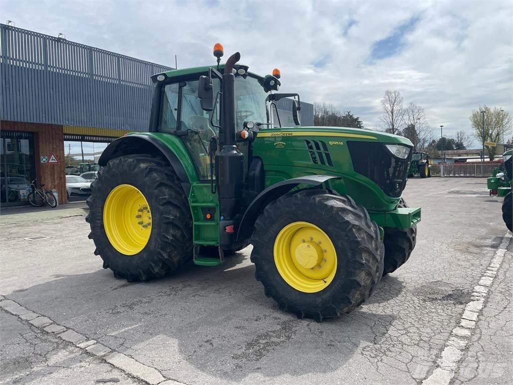 John Deere 6195 M Traktori