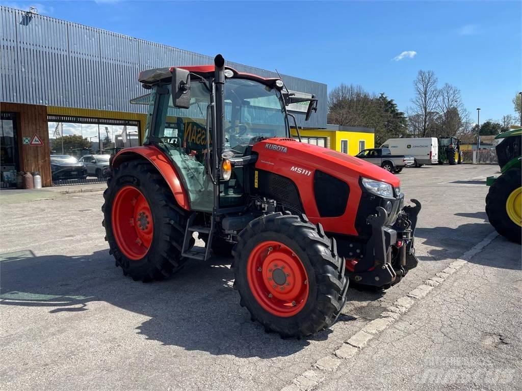 Kubota 5111 M Traktori