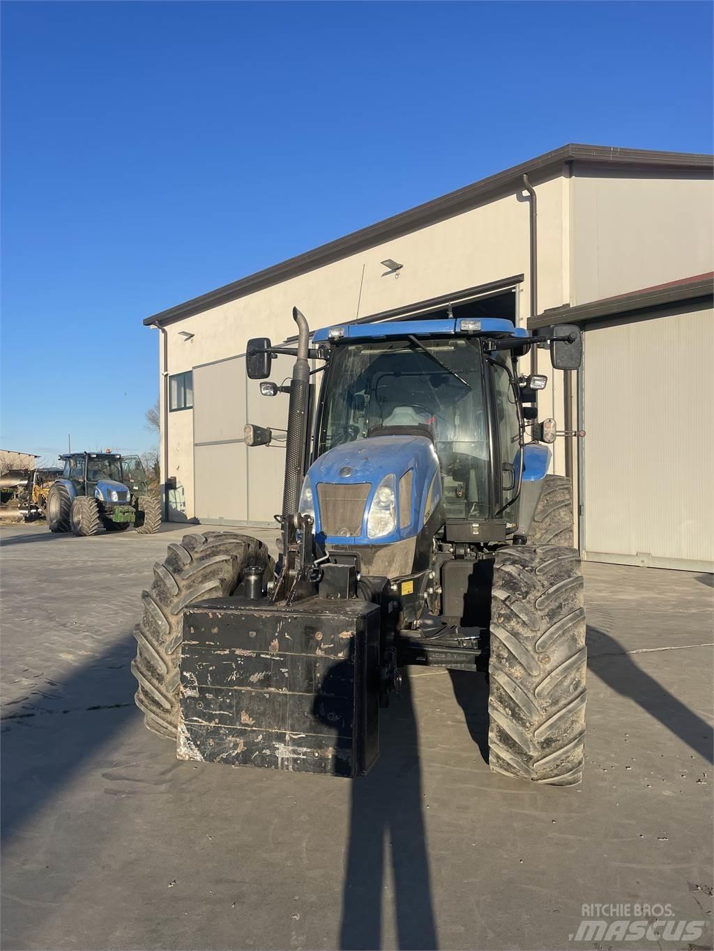 New Holland T6060 Traktori
