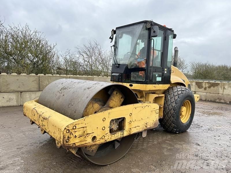 CAT CS-563 E Valjci sa duplim bubnjem