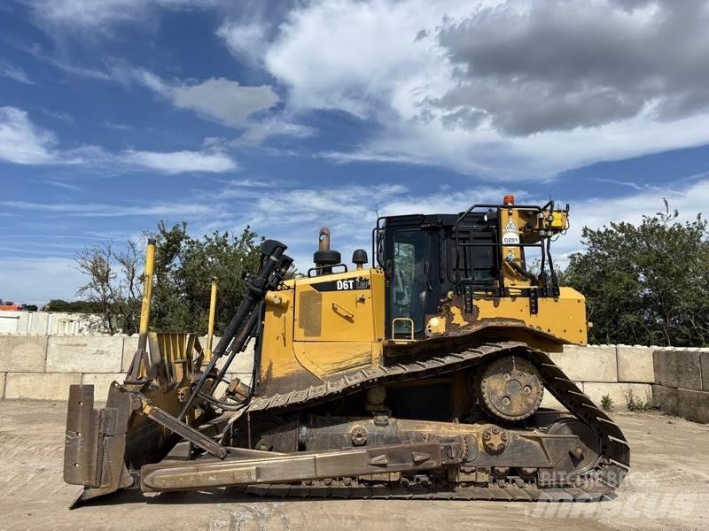 CAT D6T LGP Buldožeri guseničari