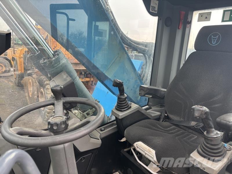 Fuchs MHL320 Bageri za prenos primarnih/sekundarnih sirovina