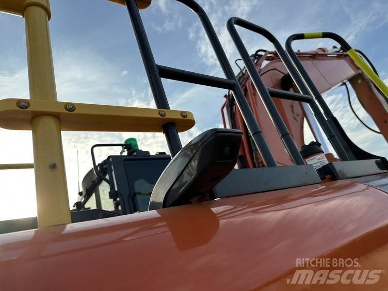 Hitachi ZX130 Bageri guseničari