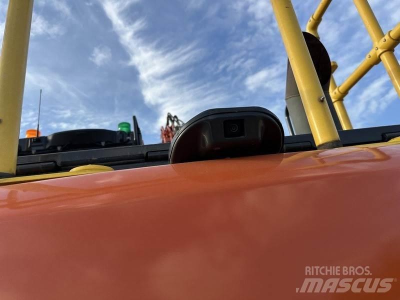 Hitachi ZX130 Bageri guseničari