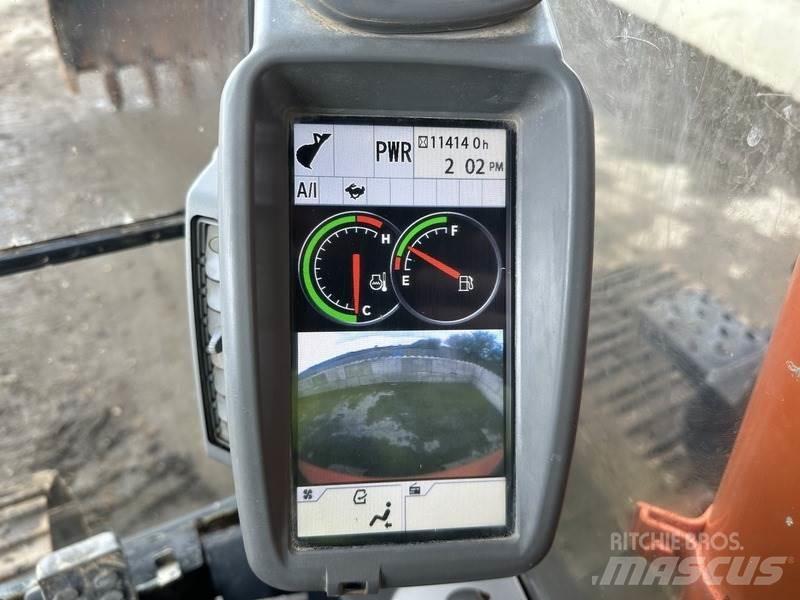 Hitachi ZX135 Bageri guseničari
