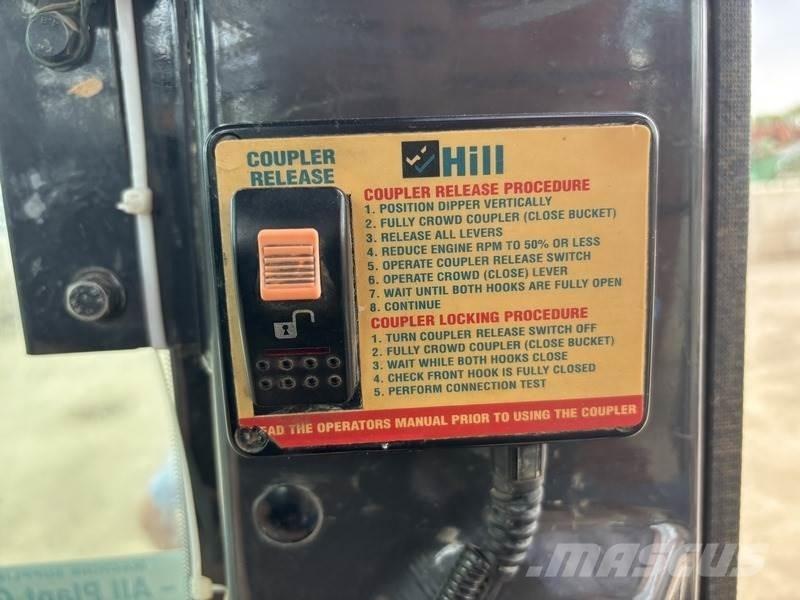 Hitachi ZX135 US-6 Bageri guseničari