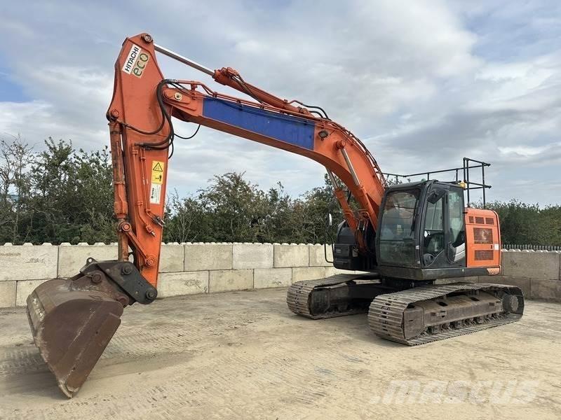 Hitachi ZX225USRLC-6 Bageri guseničari