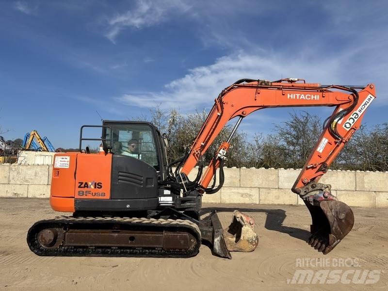 Hitachi ZX85 US-6 Midi bageri 7t – 12t