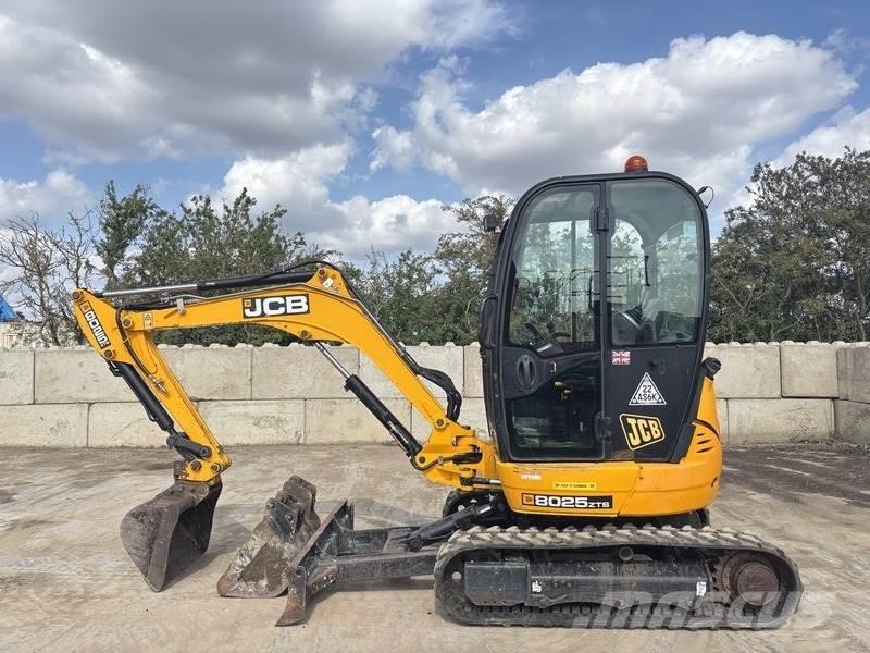 JCB 8025 ZTS Mini bageri < 7t