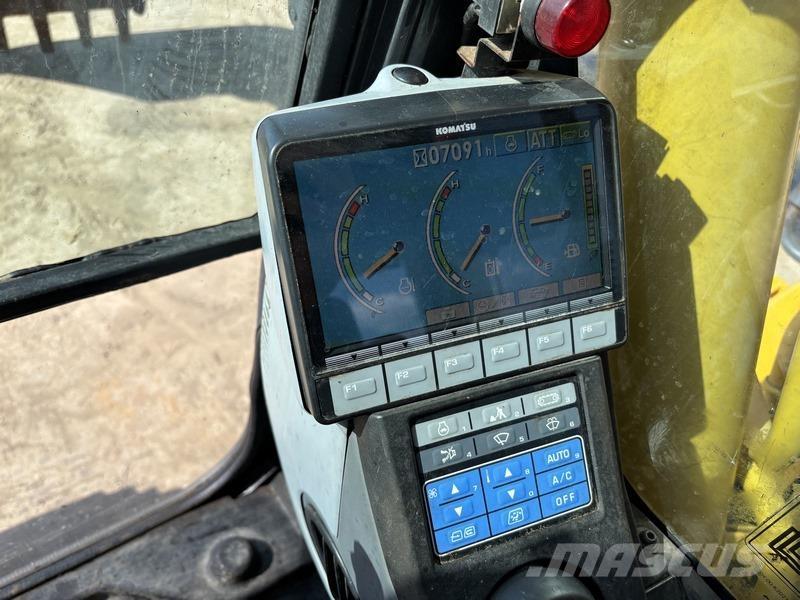 Komatsu PC210 LC-8 Bageri guseničari