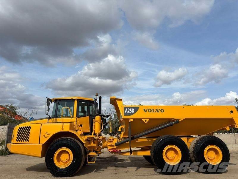 Volvo A25 Zglobni damperi