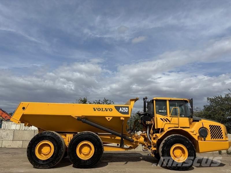 Volvo A25 Zglobni damperi