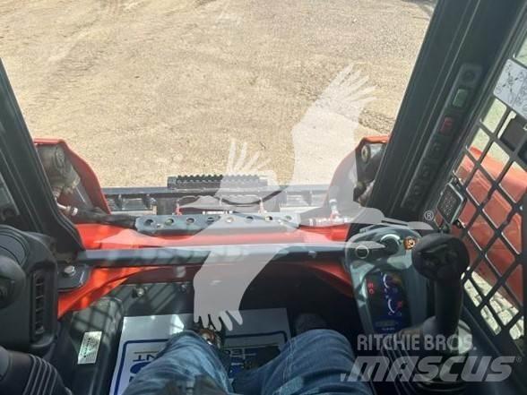 Kubota SSV75 Skid steer mini utovarivači