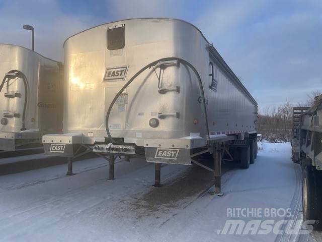 East Mfg Genesis Kiperi prikolice