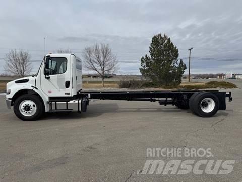 Freightliner M2 106 Tegljači