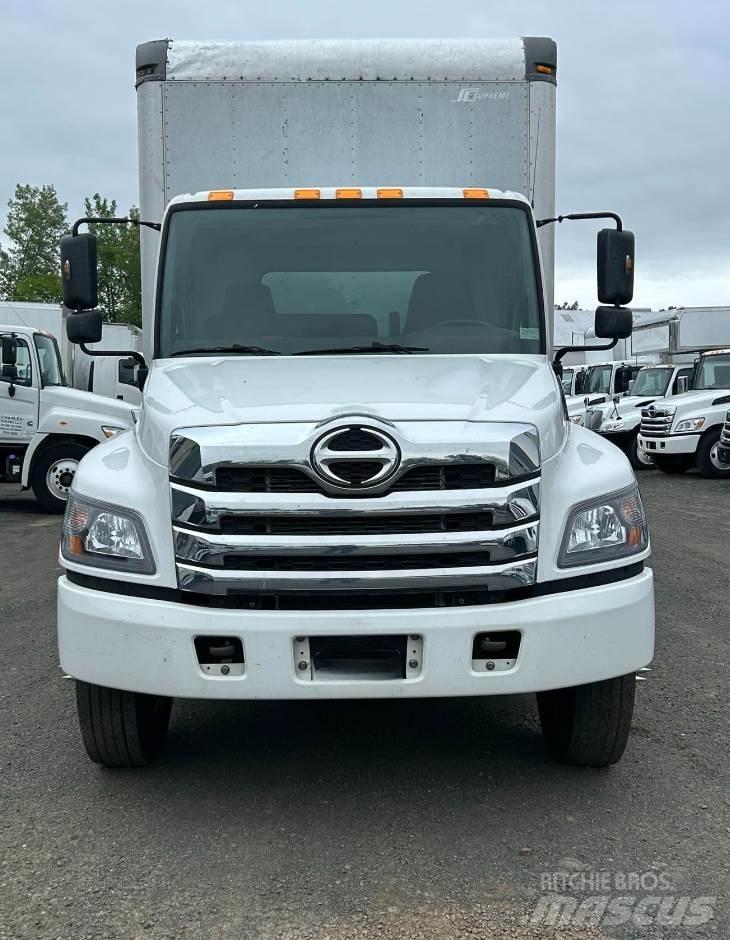 Hino L6 Sanduk kamioni