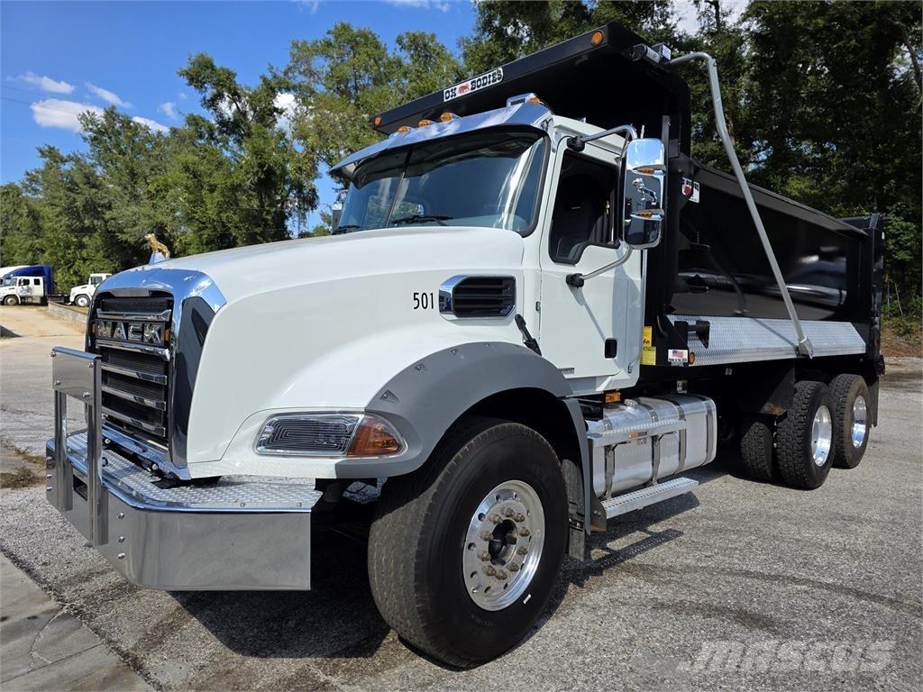 Mack GR64B Kiperi kamioni
