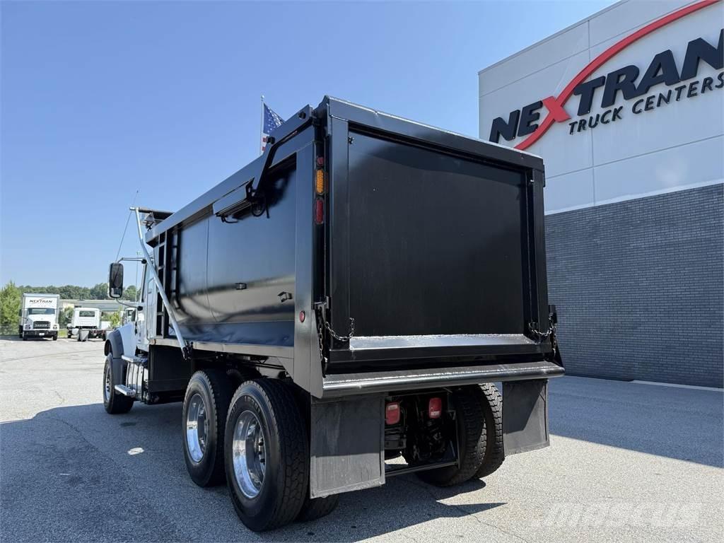 Mack GR64F Kiperi kamioni