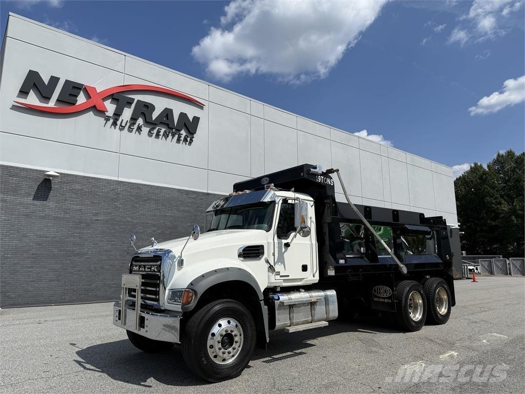 Mack GR64F Kiperi kamioni