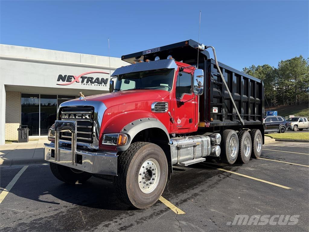 Mack GR64FR Kiperi kamioni