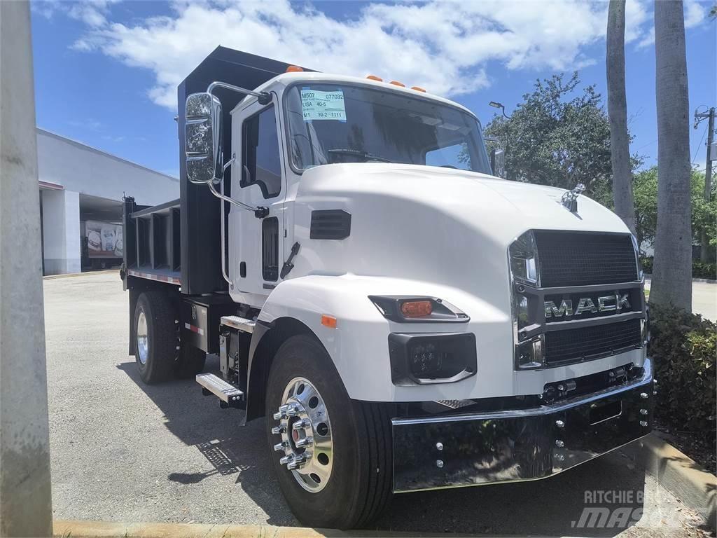 Mack MD7 42R Kiperi kamioni