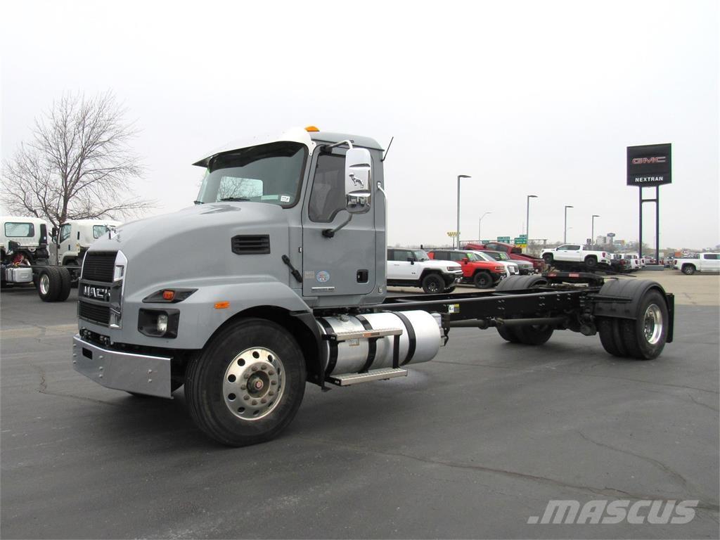 Mack MD742 Kamioni-šasije