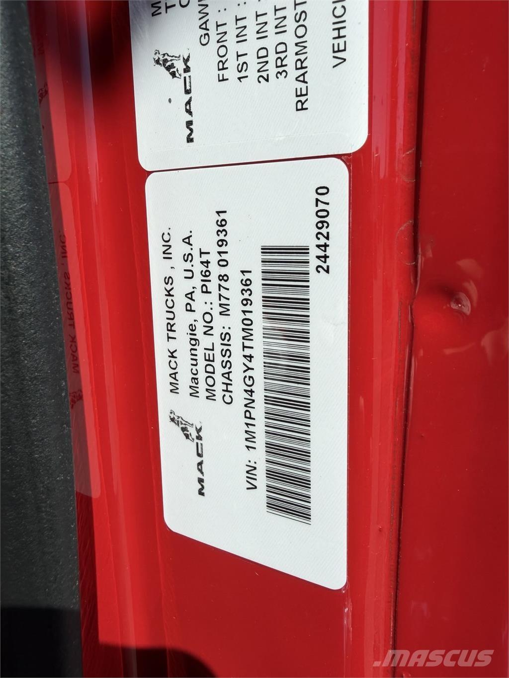 Mack PI64T Tegljači