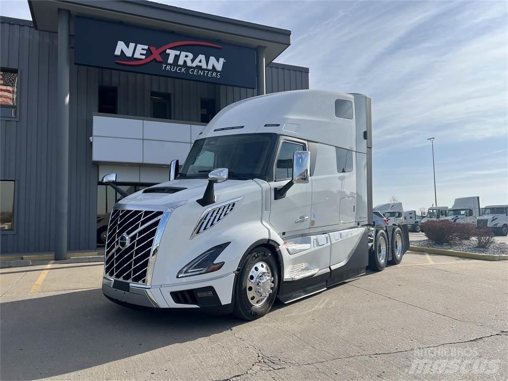 Volvo NEW VNL860 Tegljači
