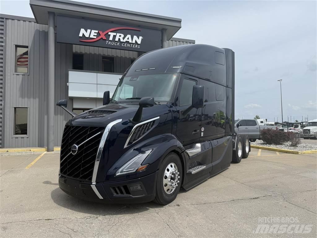 Volvo NEW VNL860 Tegljači