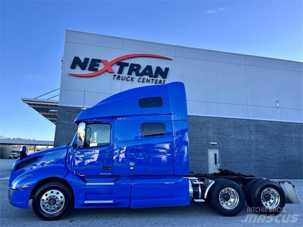 Volvo VNL64T760 Tegljači